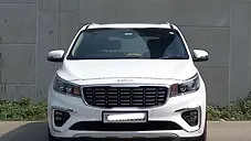 Used Kia Carnival Prestige 6 STR in Hyderabad