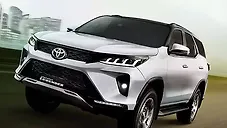 Used Toyota Fortuner 2.8 4X2 AT in Delhi