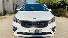 Used Kia Carnival Premium 8 STR in Delhi
