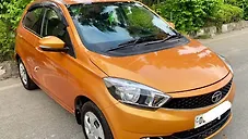 Used Tata Tiago Revotron XZ in Delhi