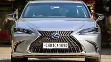 Used Lexus ES 300h Luxury in Delhi