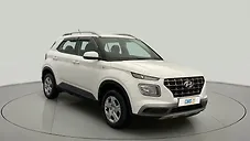 Used Hyundai Venue S 1.2 Petrol in Lucknow