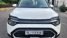 Used Kia Carens Premium 1.5 Petrol 7 STR [2024-2025] in Delhi