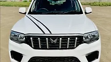 Used Mahindra Scorpio Z4 Petrol MT 7 STR [2022] in Delhi