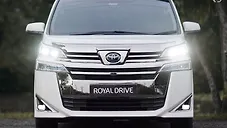 Used Toyota Vellfire Hybrid in Kochi