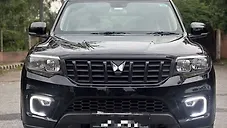 Used Mahindra Scorpio Z2 Petrol MT 7 STR in Delhi