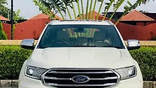Used Ford Endeavour Titanium 3.2 4x4 AT in Surat