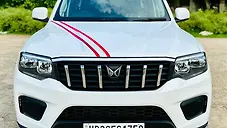 Used Mahindra Scorpio Z4 Petrol MT 7 STR [2022] in Delhi