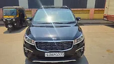Used Kia Carnival Limousine Plus 7 STR in Mumbai