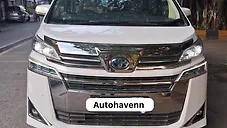 Used Toyota Vellfire Hybrid in Mumbai