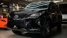 Used Toyota Fortuner 4x2 AT in Delhi