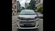 Used Toyota Vellfire Hybrid in Bangalore