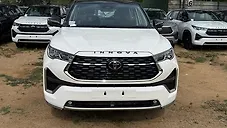 Used Toyota Innova Hycross ZX (O) Hybrid 7 STR in Ahmedabad
