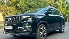 Used MG Hector Plus Sharp 1.5 Petrol Turbo DCT 6-STR Dual Tone in Delhi