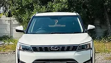 Used Mahindra XUV300 W8 (O) 1.2 Petrol [2019] in Surat