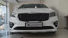 Used Kia Carnival Limousine Plus 7 STR in Mumbai
