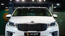 Used Kia Carnival Limousine Plus 7 STR in Delhi
