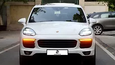 Used Porsche Cayenne S Diesel in Delhi