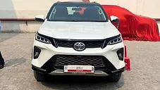 Used Toyota Fortuner 2.8 4X2 AT in Delhi