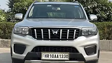 Used Mahindra Scorpio Z4 Petrol AT 7 STR [2022] in Delhi