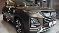 Used MG Hector Plus Sharp Pro 2.0 Turbo Diesel 7 STR [2023] in Ahmedabad