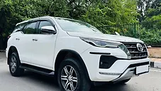 Used Toyota Fortuner 4X2 AT 2.8 Diesel in Delhi
