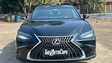 Used Lexus ES 300h Luxury in Pune