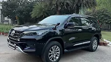 Used Toyota Fortuner 4X2 AT 2.8 Diesel in Chandigarh