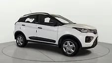 Used Tata Nexon XM [2020-2023] in Delhi