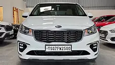 Used Kia Carnival Premium 7 STR in Hyderabad