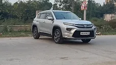 Used Toyota Urban Cruiser Hyryder V Hybrid [2023-2025] in Delhi