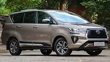 Used Toyota Innova Crysta GX 2.4 AT 7 STR in Delhi