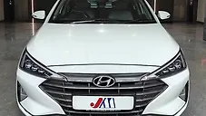 Used Hyundai Elantra SX (O) 2.0 AT in Ahmedabad
