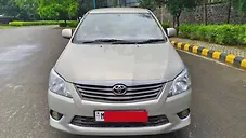 Used Toyota Innova 2.5 G 8 STR BS-IV in Pune