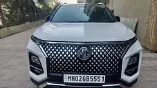 Used MG Hector Plus Savvy Pro 1.5 Turbo Petrol CVT 7 STR Dual Tone in Mumbai