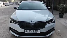 Used Skoda Superb Sportline AT in Delhi
