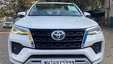 Used Toyota Fortuner 2.8 4x2 AT in Pune