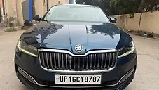Used Skoda Superb L&K TSI AT in Delhi