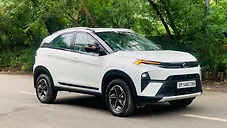 Used Tata Nexon Creative Plus (S) 1.2 6AMT in Delhi