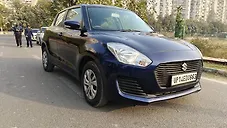 Used Maruti Suzuki Swift VXi AMT in Noida