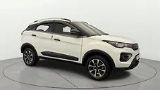 Used Tata Nexon XM in Delhi