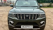Used Mahindra Scorpio Z8 Petrol AT 7 STR [2023-2024] in Delhi