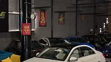 Used Mercedes-Benz C-Class C200 Progressive in Delhi