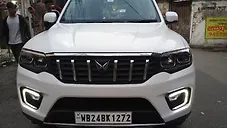 Used Mahindra Scorpio N Z8 Diesel MT 2WD 7 STR [2023-2024] in Kolkata