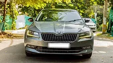 Used Skoda Superb L&K TSI AT in Delhi
