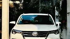 Used Toyota Fortuner 2.7 4x2 AT [2016-2020] in Lucknow