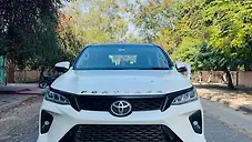 Used Toyota Fortuner 4X2 2WD Diesel Turbo Automatic Dual Tone in Lucknow