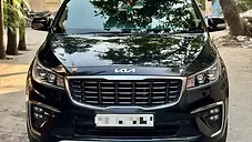 Used Kia Carnival Limousine 7 STR in Delhi