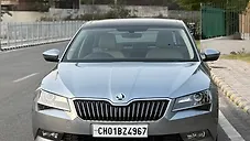 Used Skoda Superb L&K TSI AT in Delhi