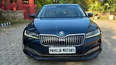 Used Skoda Superb L&K AT in Delhi